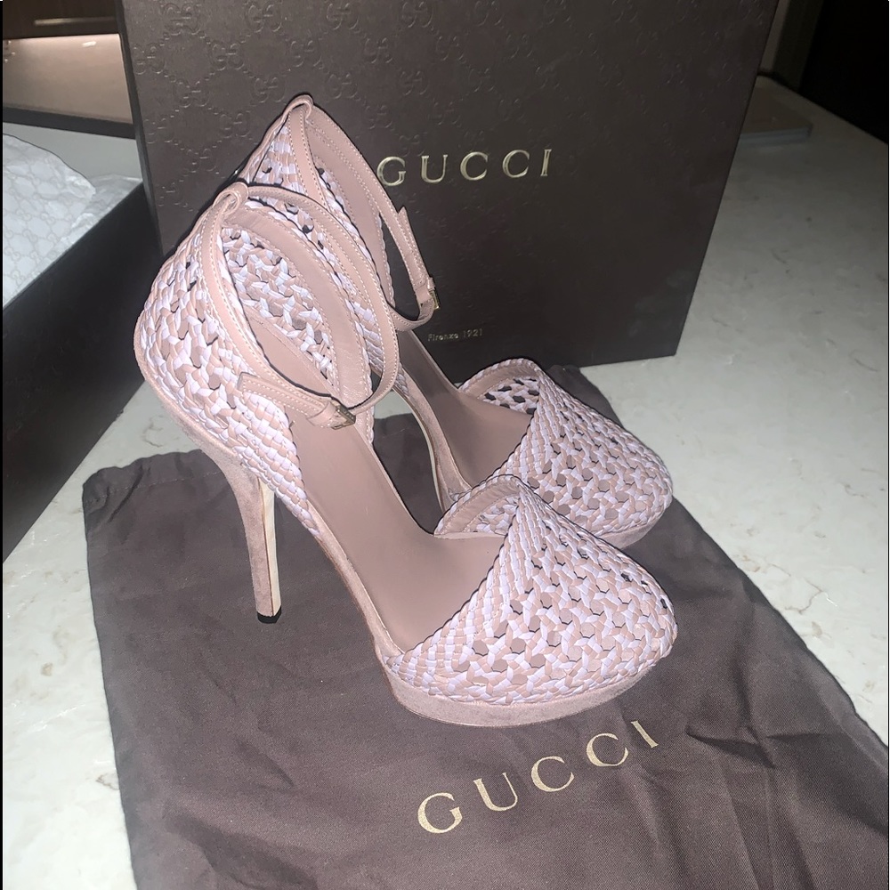 Gucci Tan Alhambra Platform Heels sz 39.5